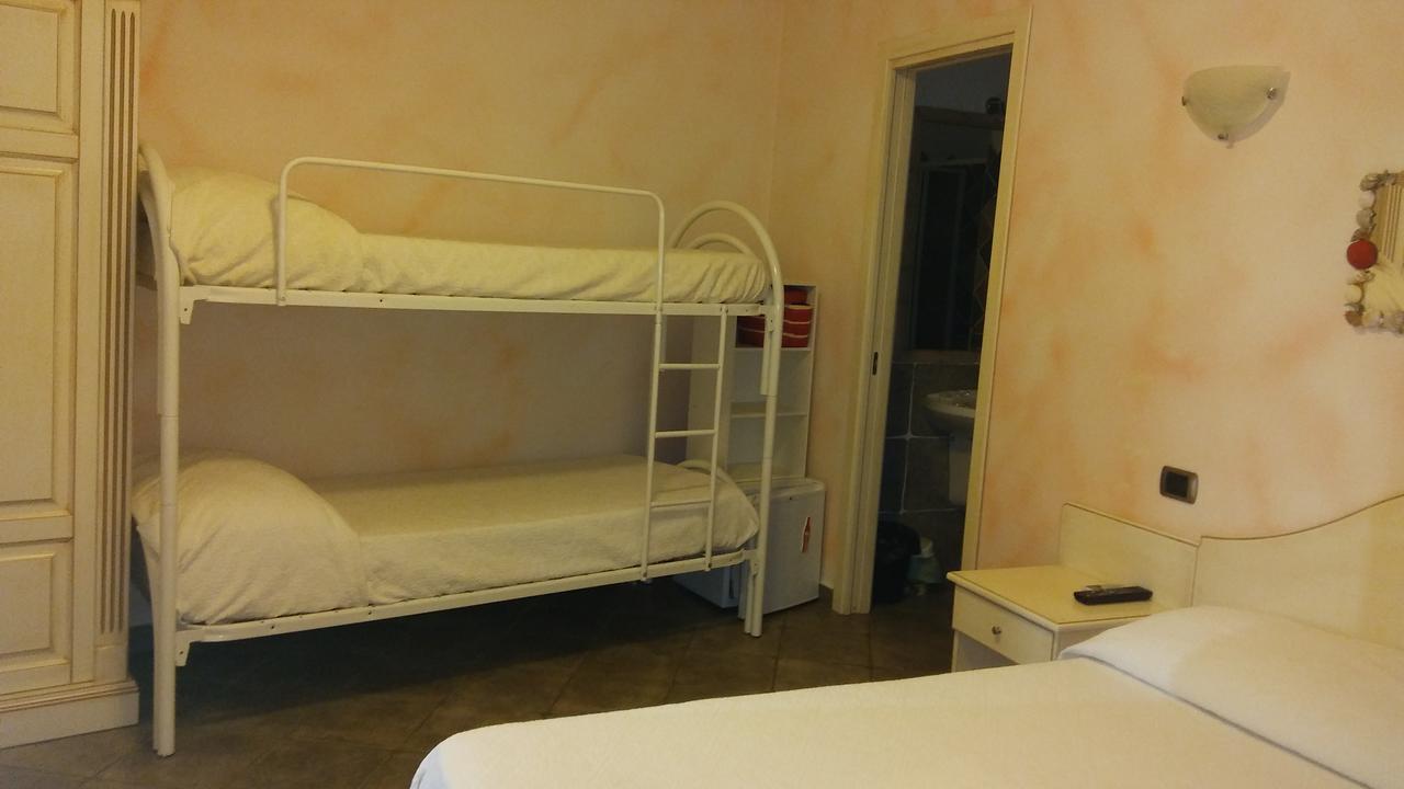 Hotel Sa Cralla Villasimius Eksteriør bilde